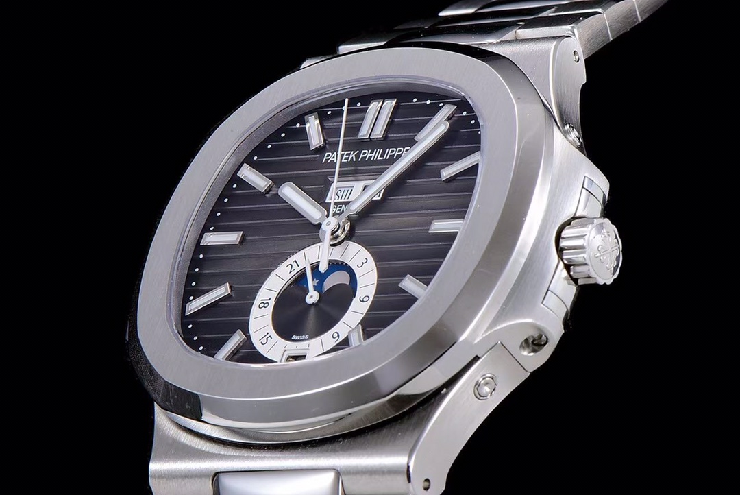 Patek Philippe Nautilus annual calendar watch 5726