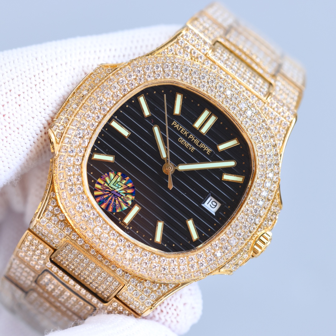 Patek Philippe Gypsophila full diamond Nautilus series 5719/1G-002