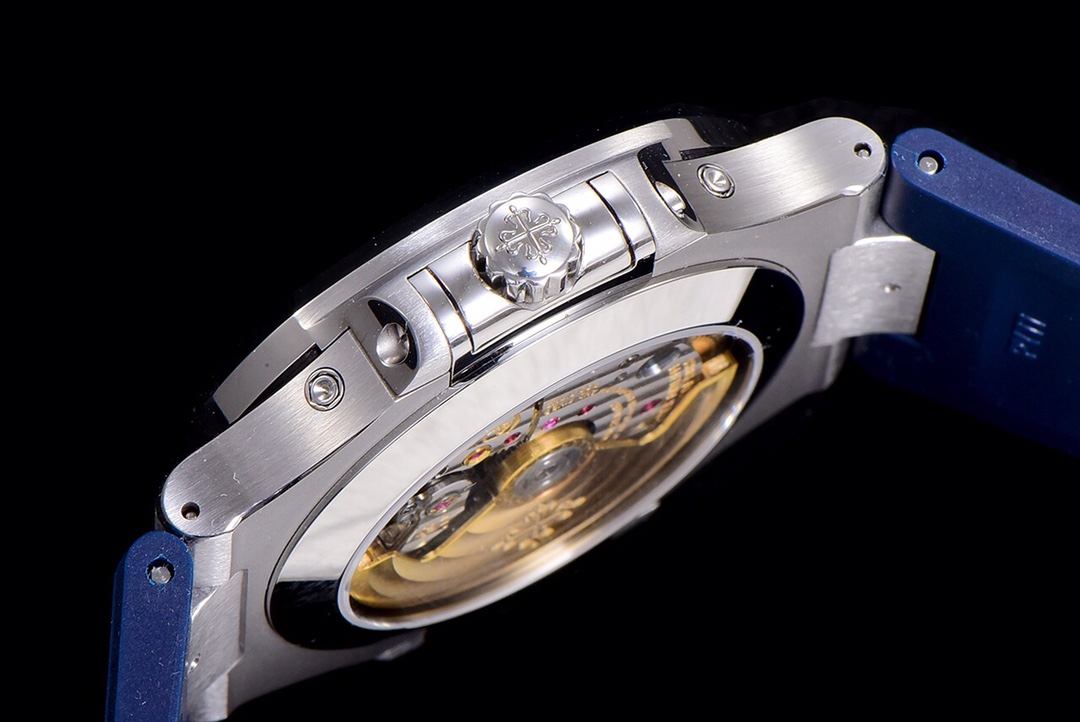 Patek Philippe Nautilus annual calendar watch 5727