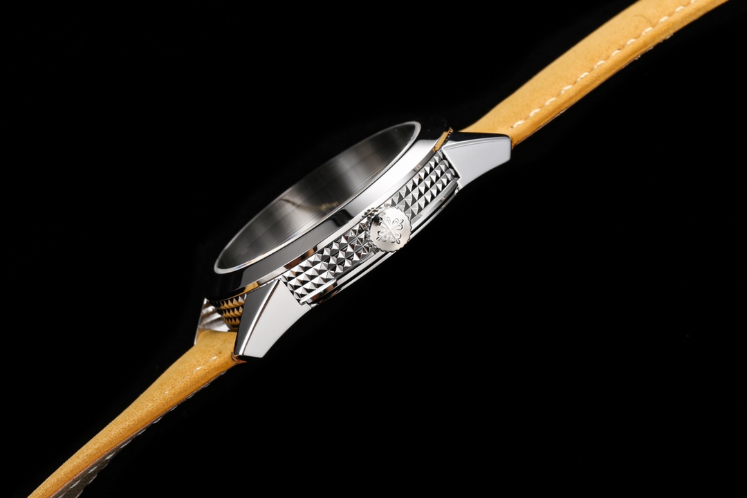 Patek Philippe Classic Watch Series Ref.5226G-001