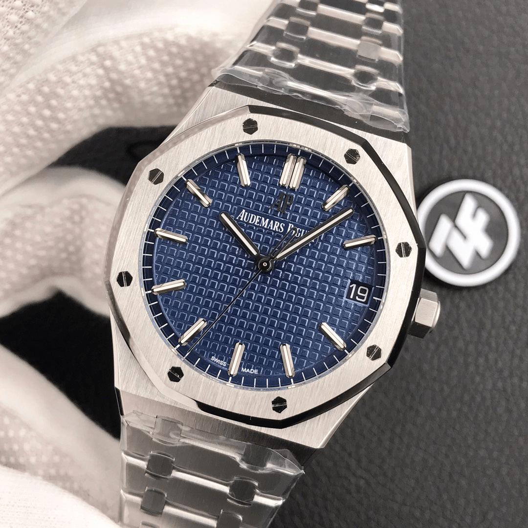 Audemars Piguet Royal Oak 15500V2
