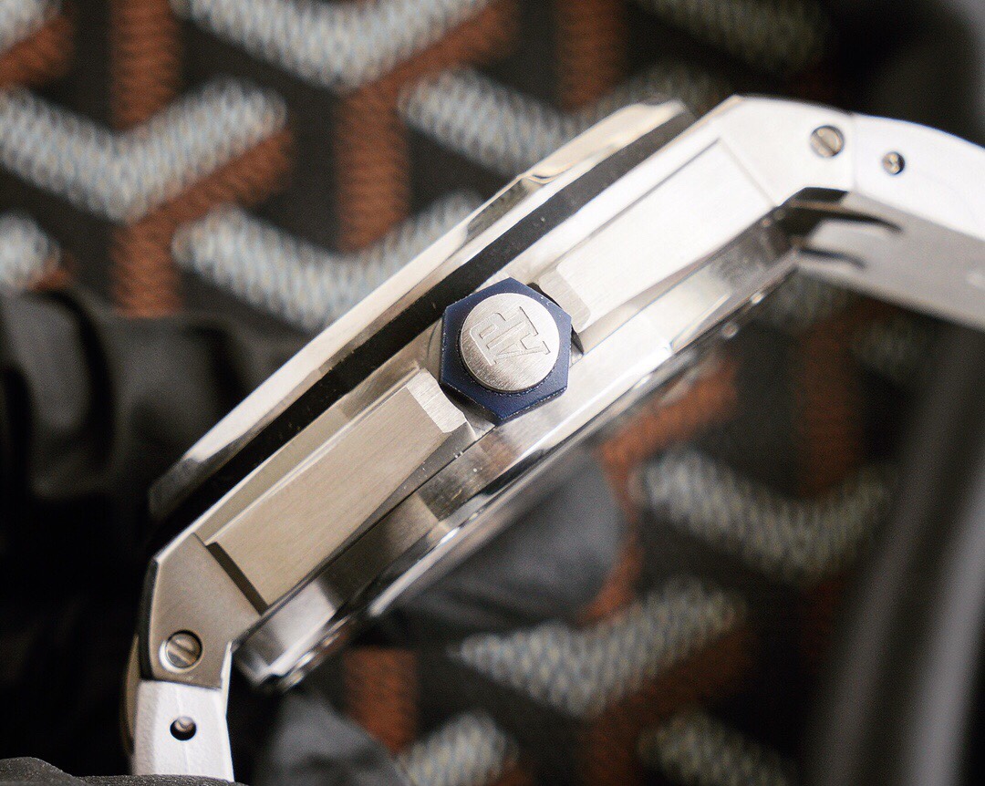 AP Audemars Piguet 167316 watch