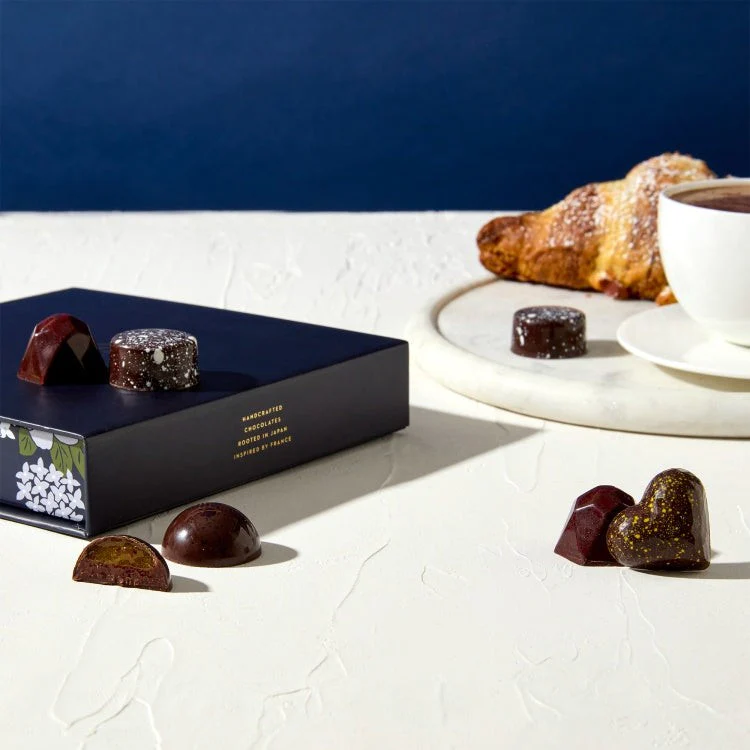 Giftwrapped City of Light Collection