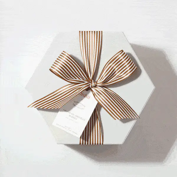 Chocolate-Drizzled Berries