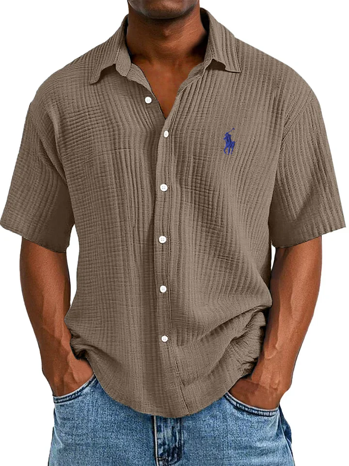 Camisa masculina casual, solta e confortável, texturizada, de manga curta