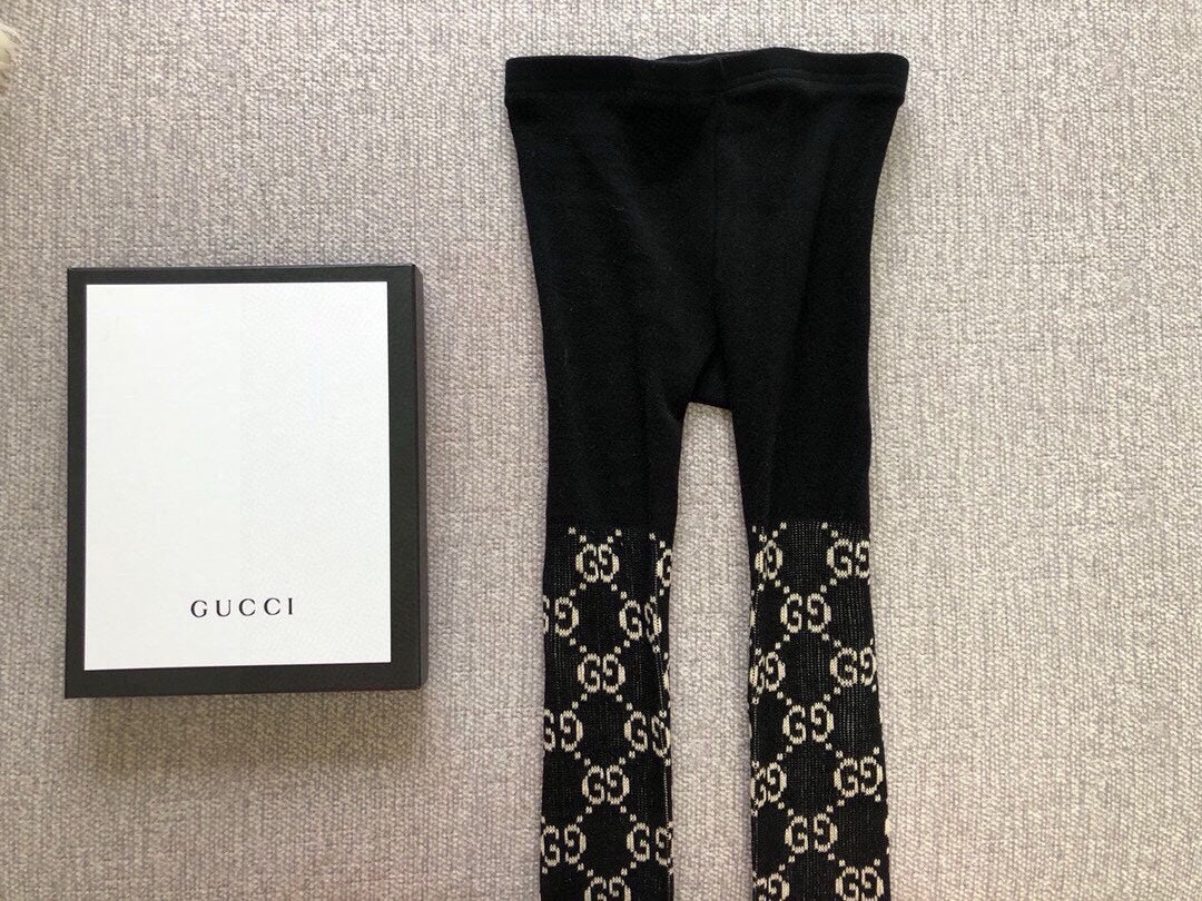 GUC* knitted stockings