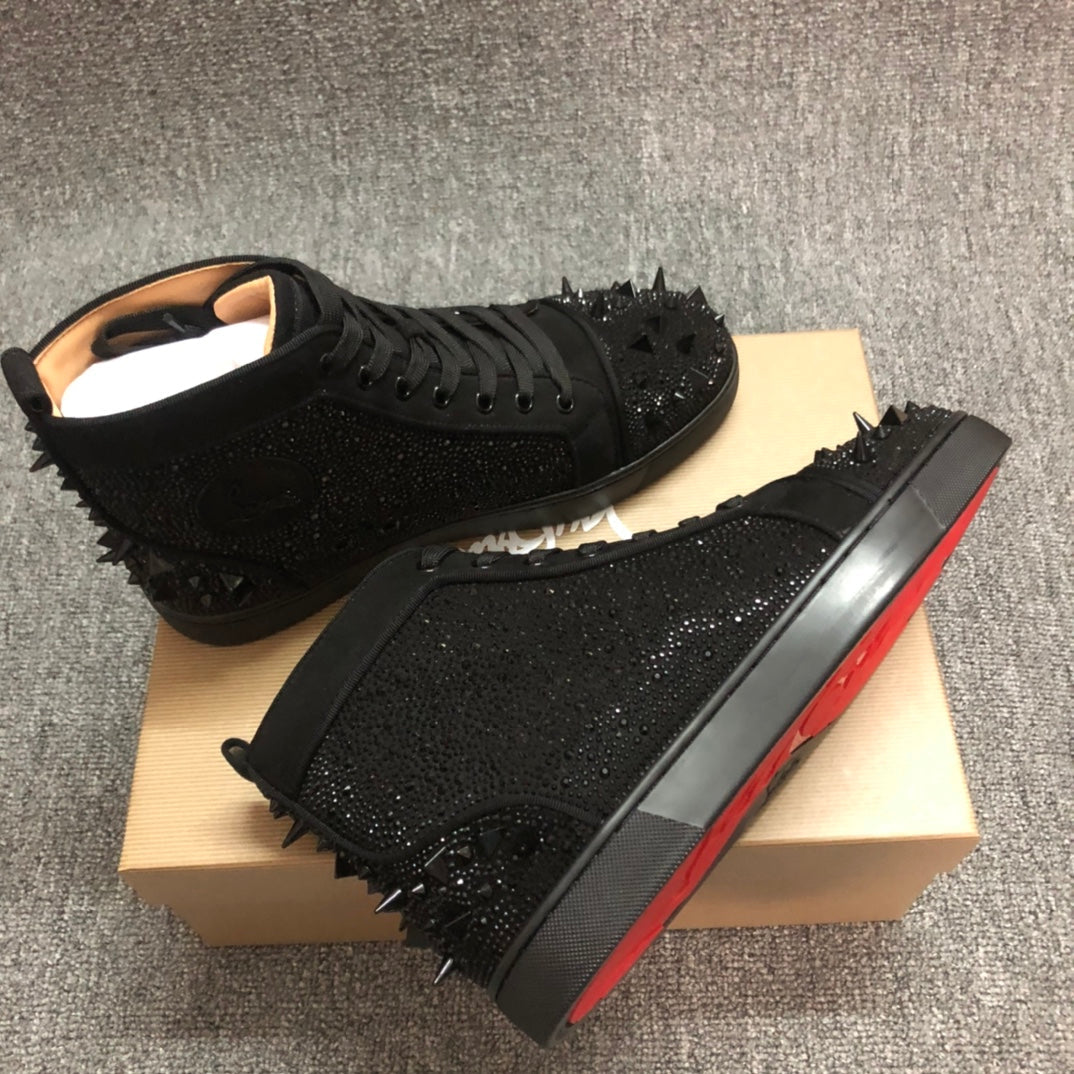 LOUBOUTI* NEW 1・・ VIP RHINESTONE RED SOLE SHOES WITH RIVETS