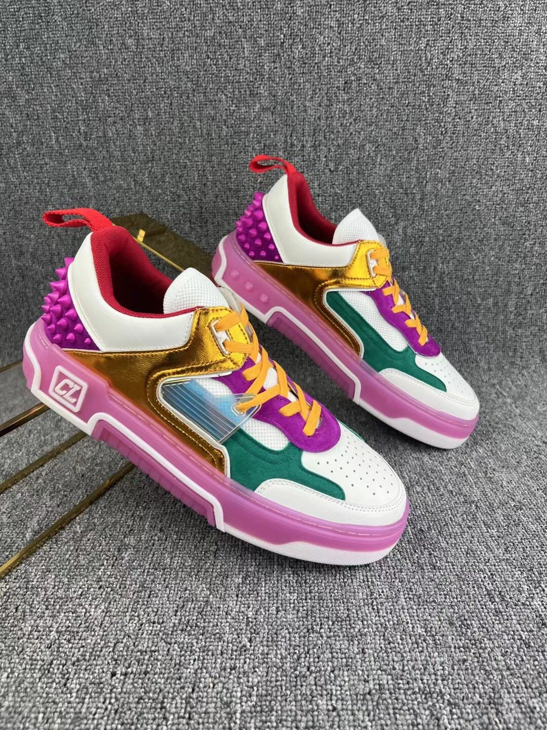 Loubouti* new 1: 1 VIP red sole sneakers multiple color options