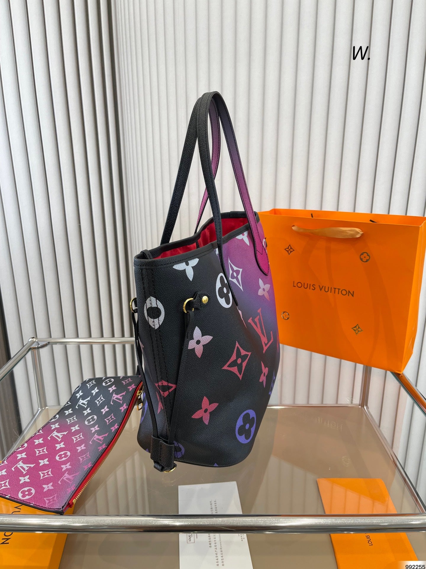 L* color changing new shopping bag