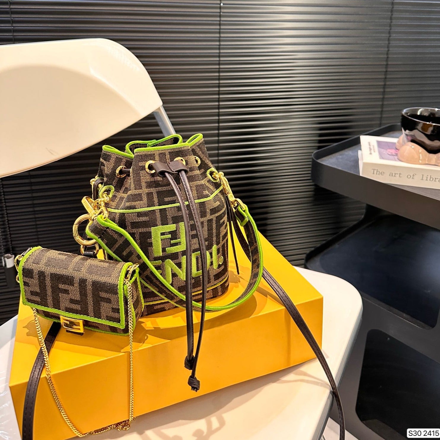 New Bucket Bag F*D