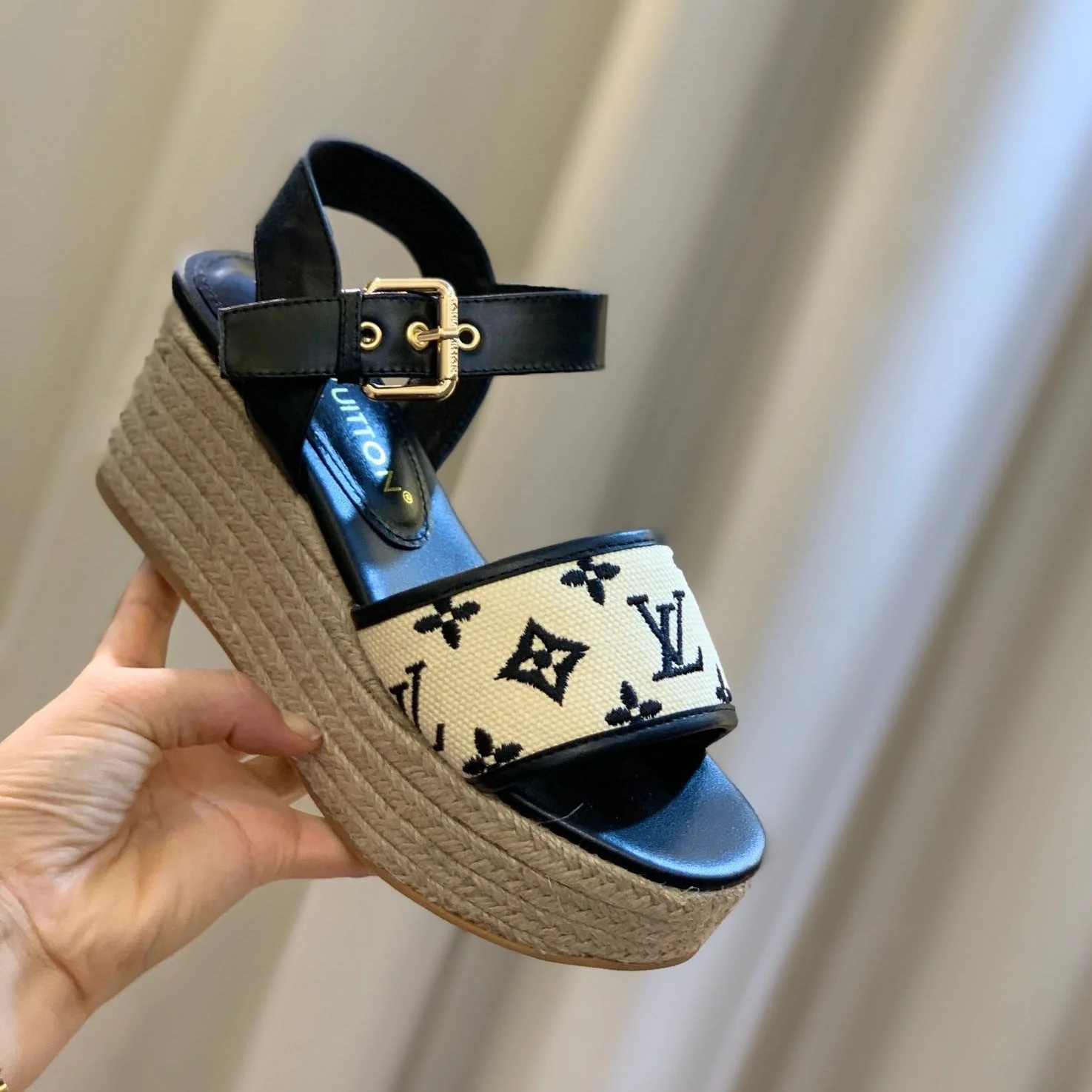 L 23 New Colors High Heeled Shoes