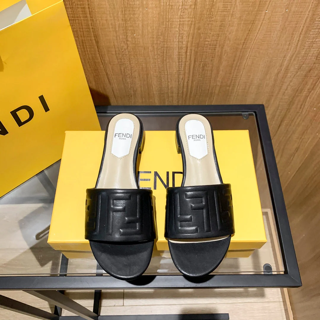 F New Heeled Slippers