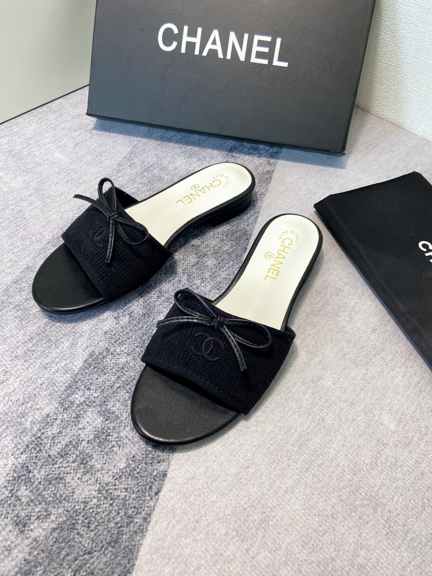 Sandals 饾悅饾悋*饾悕饾悇饾悑饾煇4s Bow Sandals