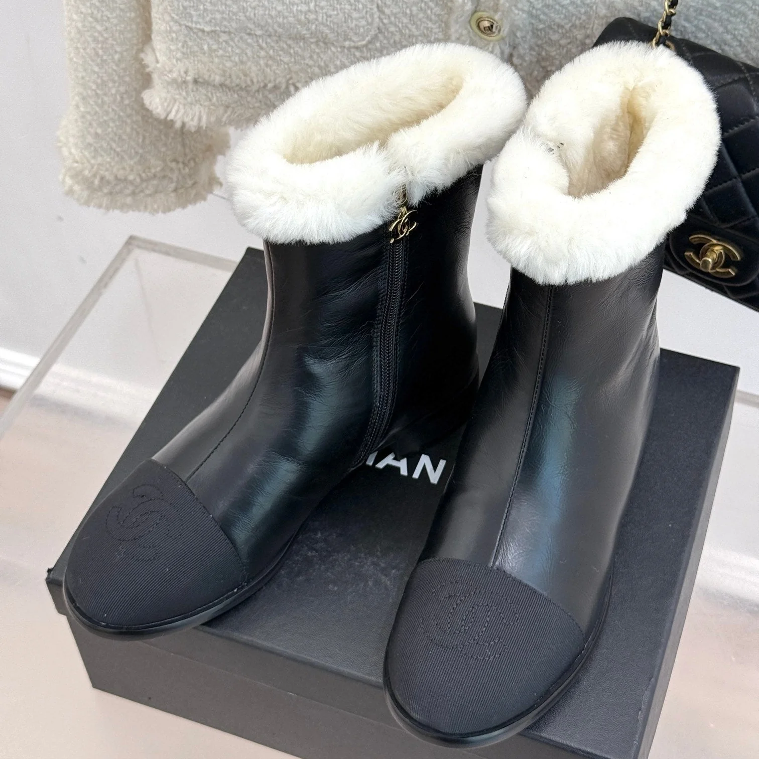 CHANE*锝淐hanel classic autumn and winter double C color matching snow boots VIP 1:1