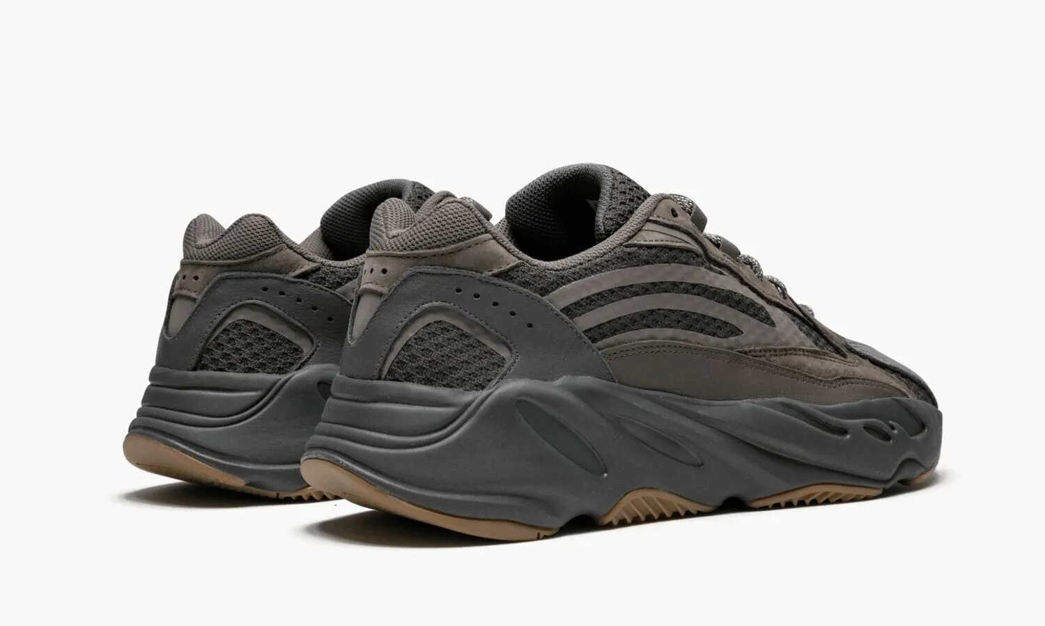 YEEZY BOOST 700 V2 Geode - NeoLux