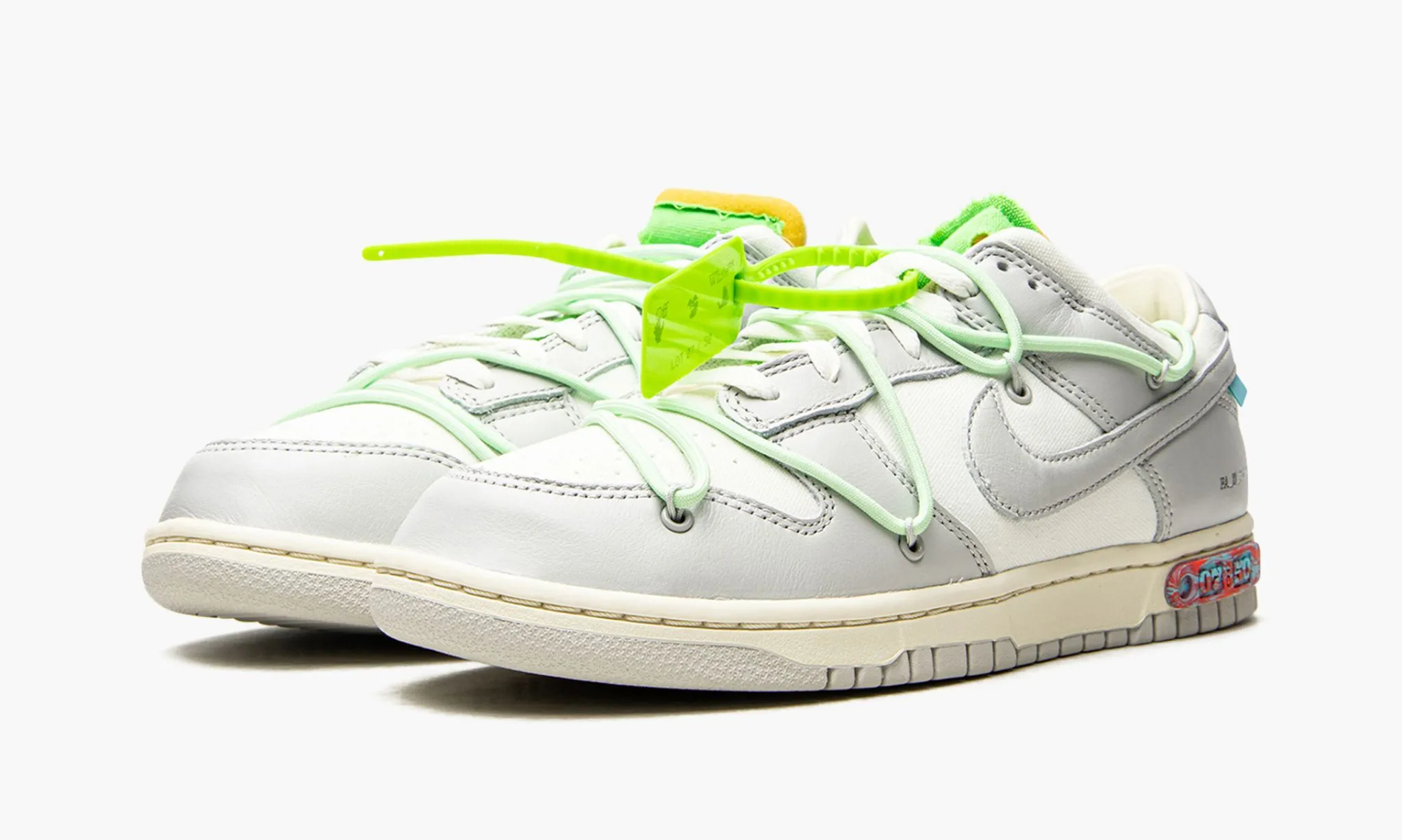 NIKE DUNK LOW Off White Lot 7 - NeoLux