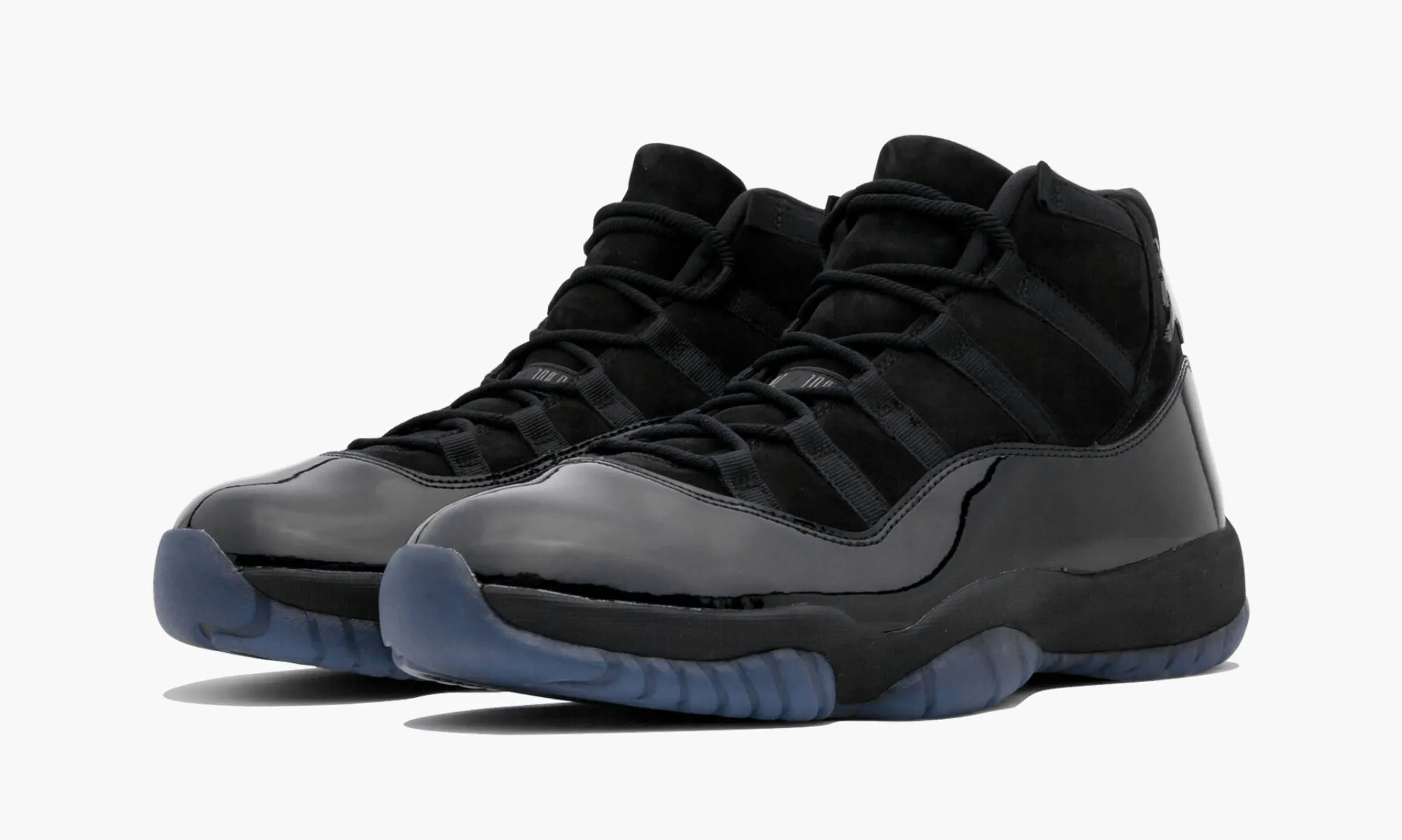JORDAN 11 RETRO Cap and Gown - NeoLux