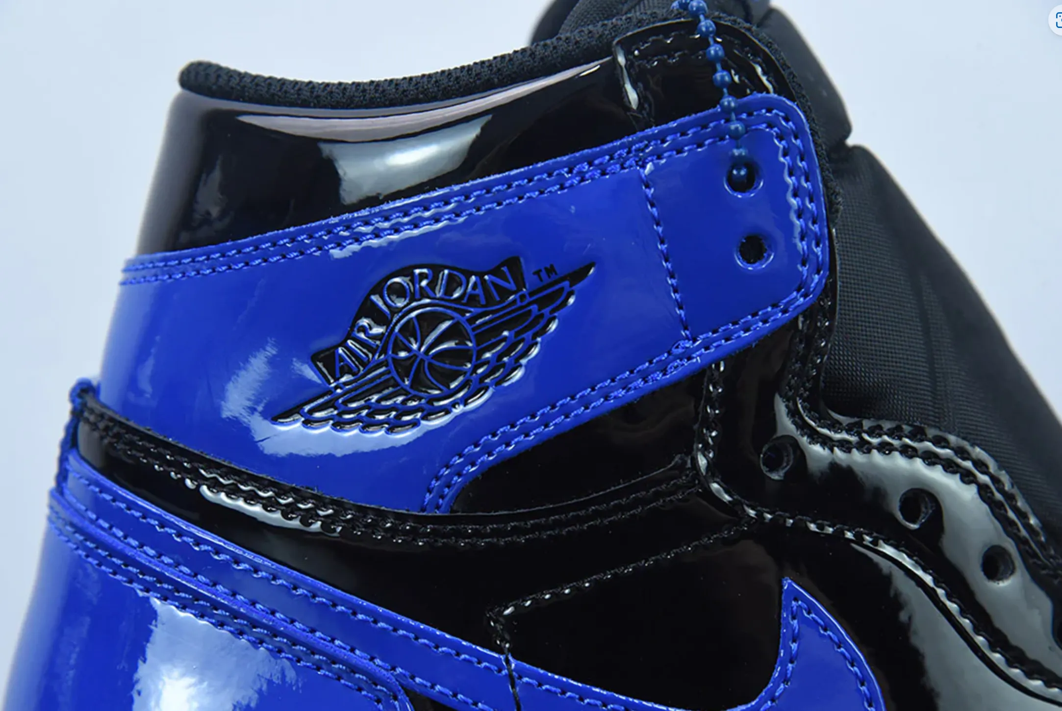Jordan 1 High OG Patent Royal - NeoLux