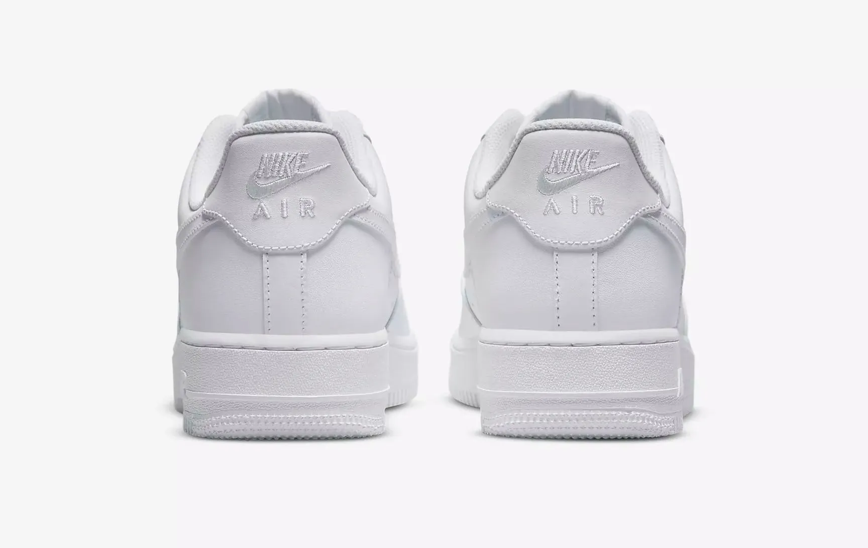 NIKE AIR FORCE 1 '07 - NeoLux