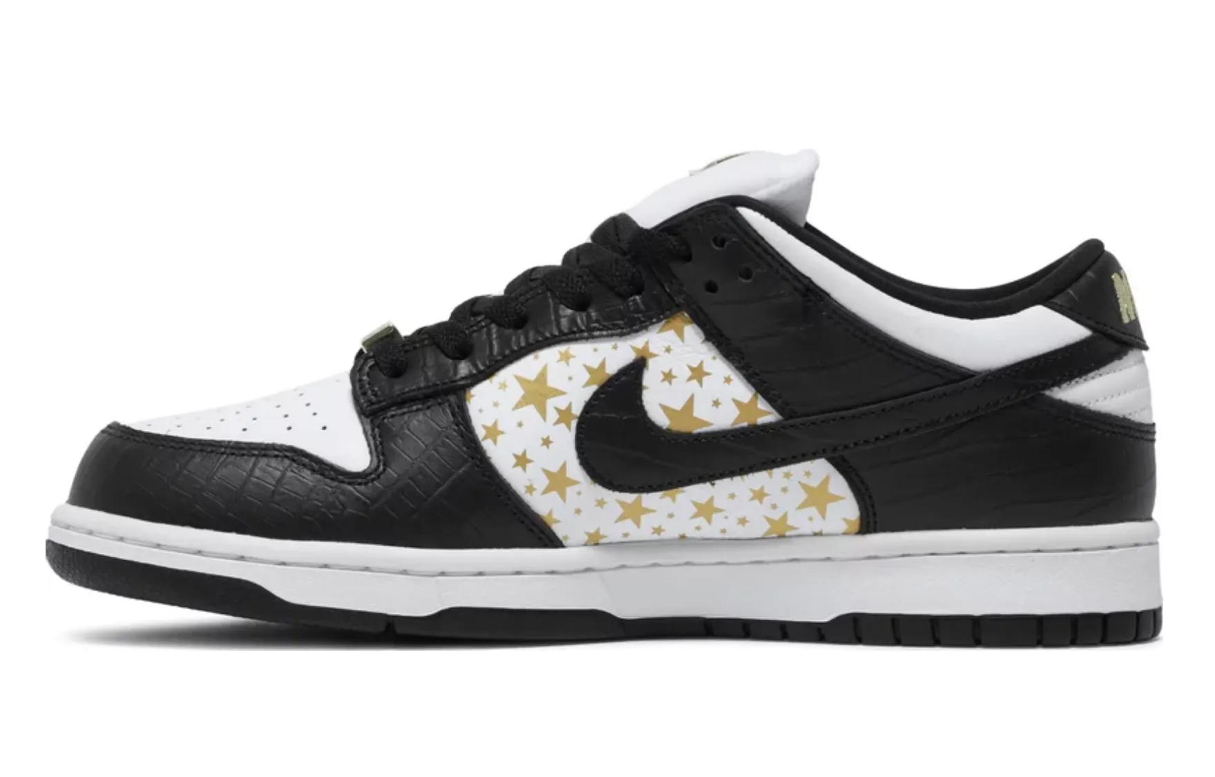 Supreme x Dunk Low OG SB QS 'Black' - NeoLux