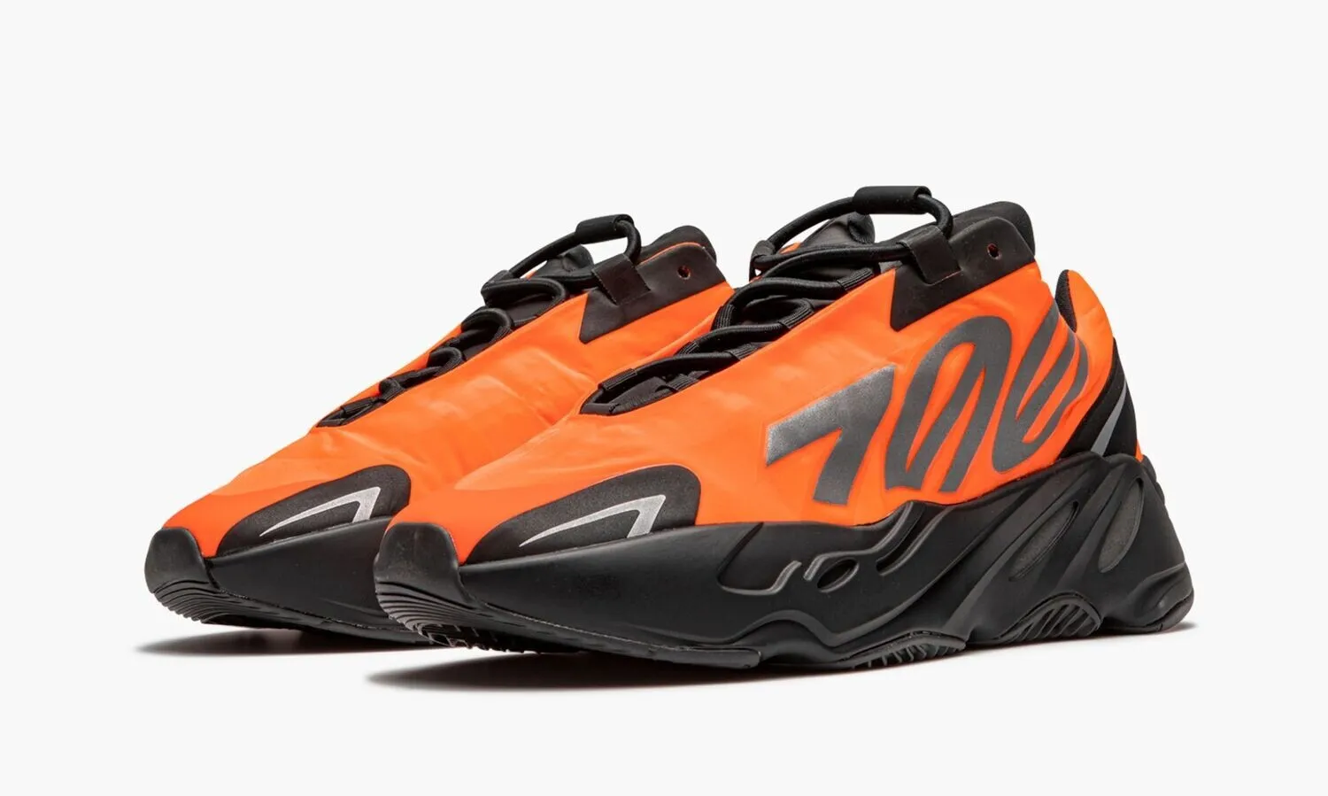 YEEZY BOOST 700 MNVN Orange - NeoLux
