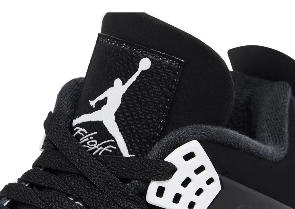 Jordan 4 Retro White Thunder - NeoLux