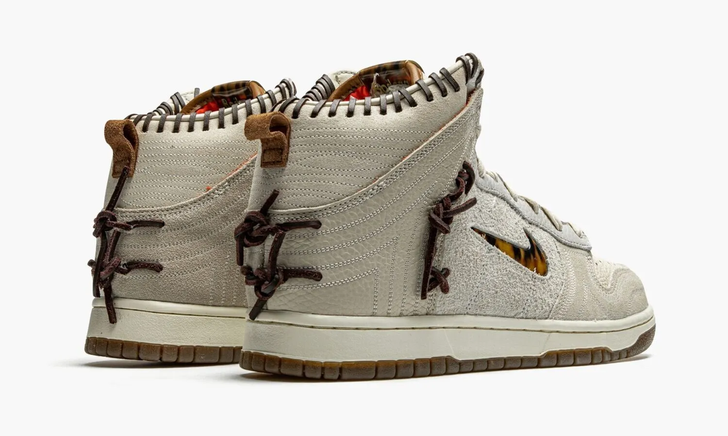 NIKE DUNK HIGH Bodega Friends Family - NeoLux