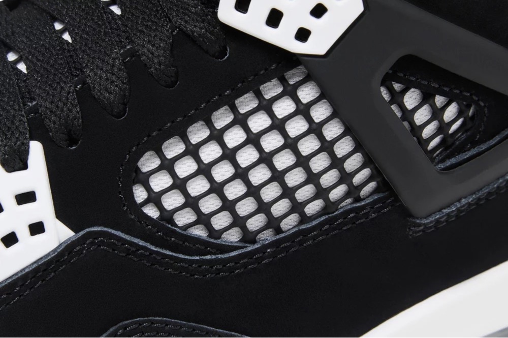 Jordan 4 Retro White Thunder - NeoLux