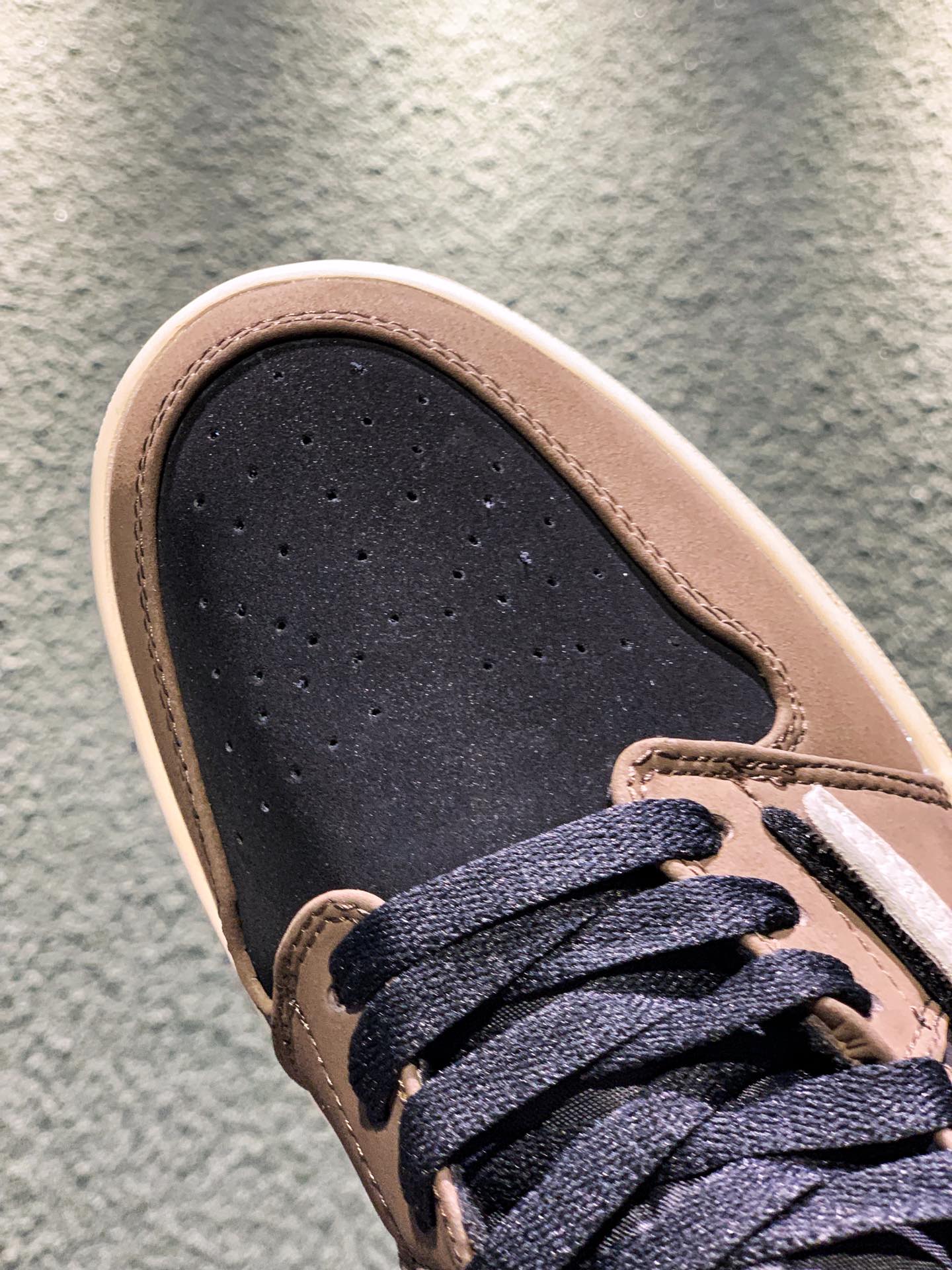 JORDAN 1 HIGH OG TS SP Travis Scott - NeoLux