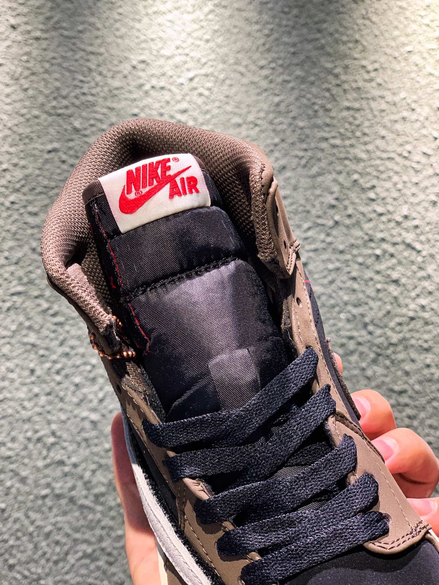 JORDAN 1 HIGH OG TS SP Travis Scott - NeoLux