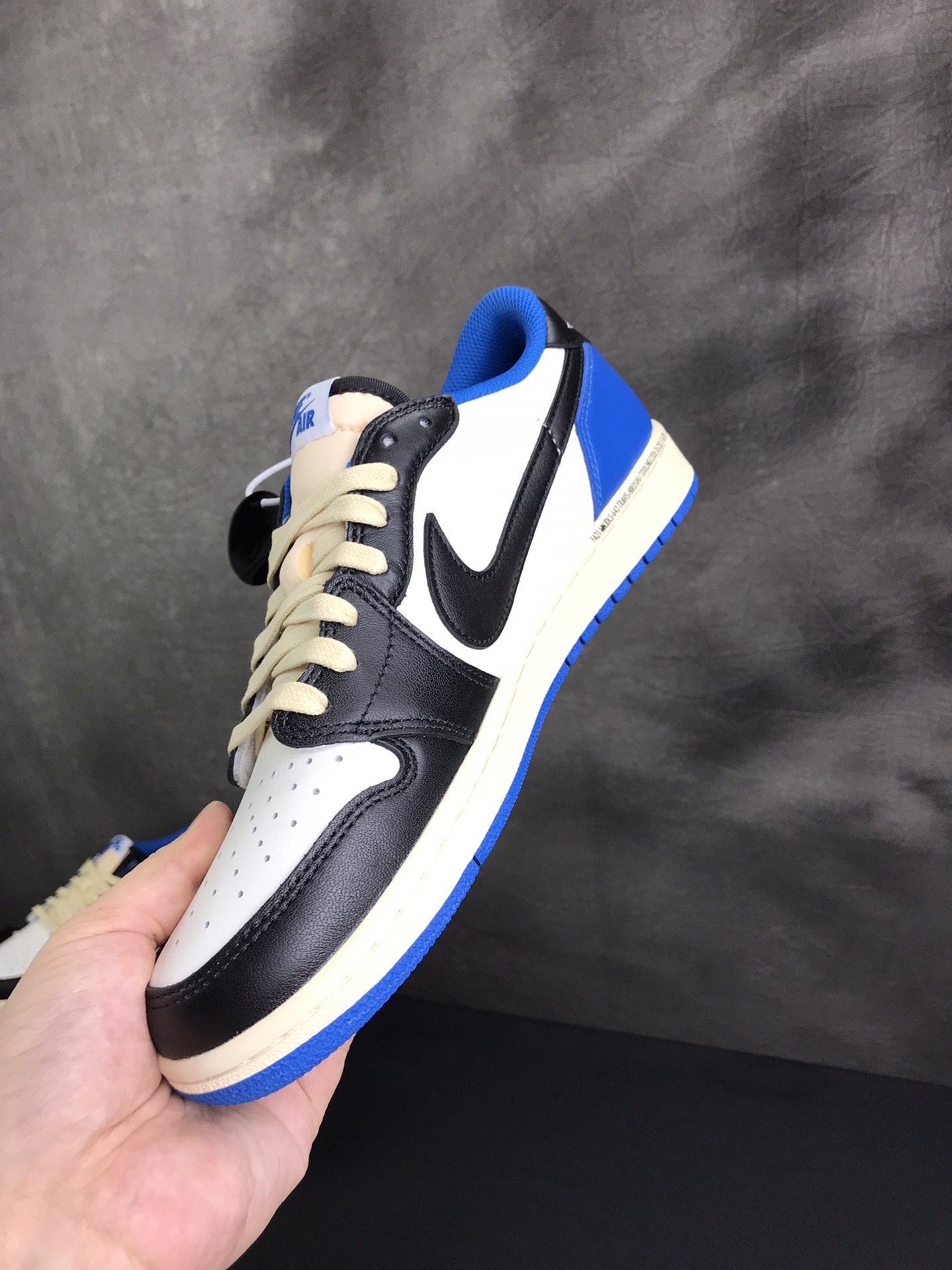 Jordan 1 Low Fragment x Travis Scott - NeoLux