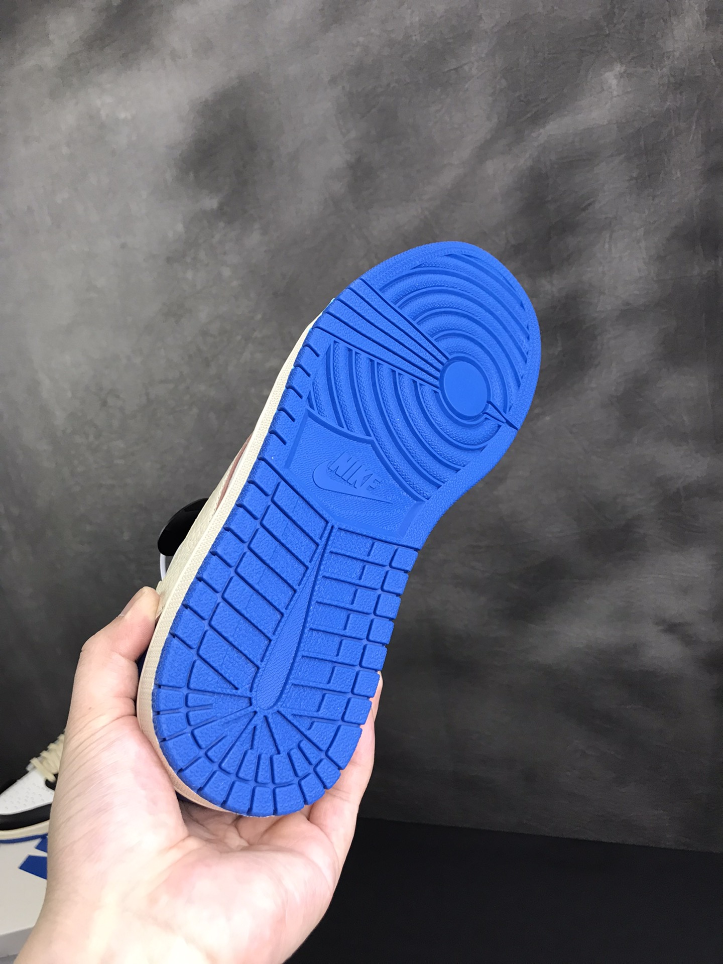 Jordan 1 Low Fragment x Travis Scott - NeoLux