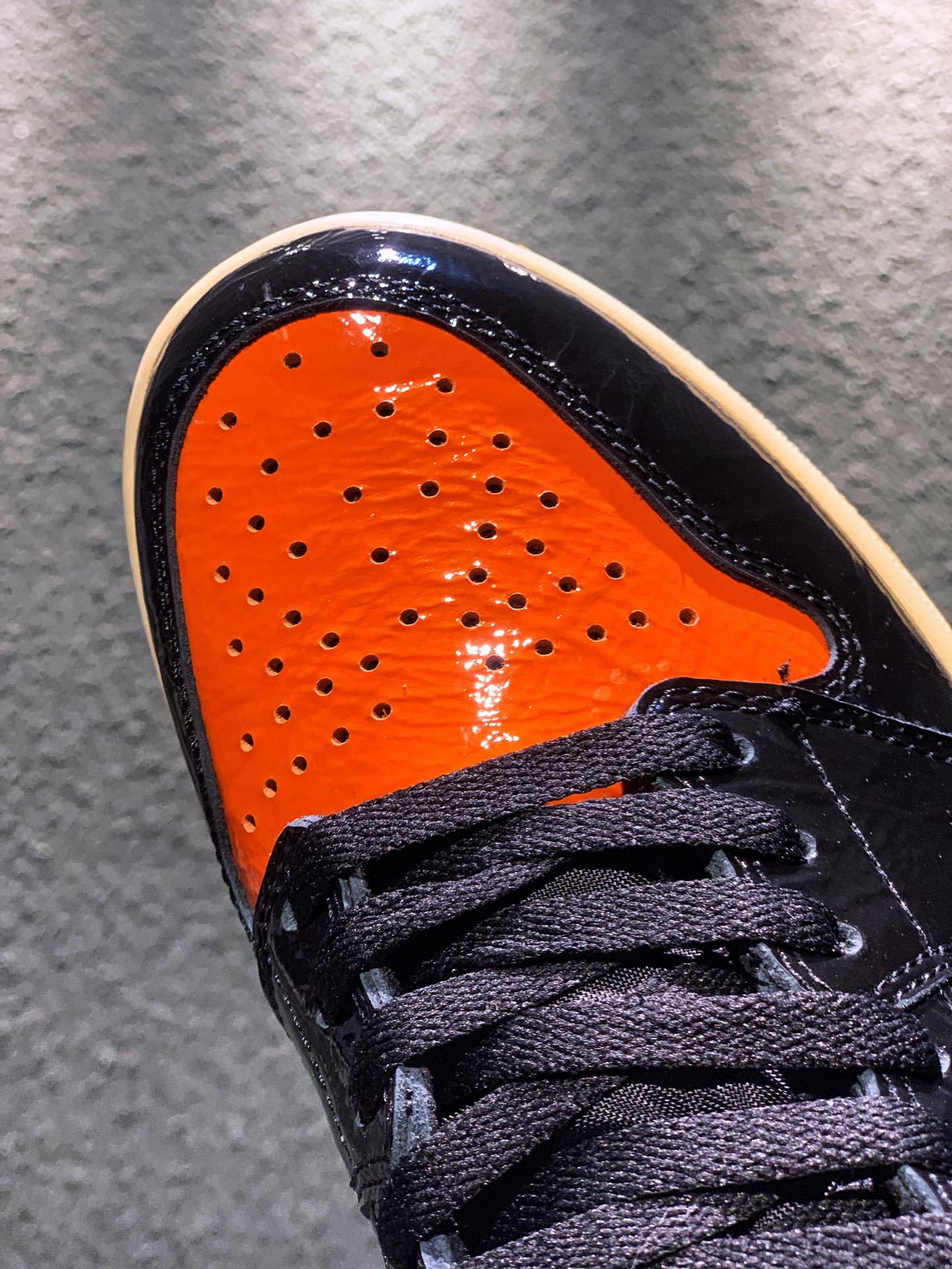JORDAN 1 RETRO HIGH OG Shattered Backboard 3.0 - NeoLux