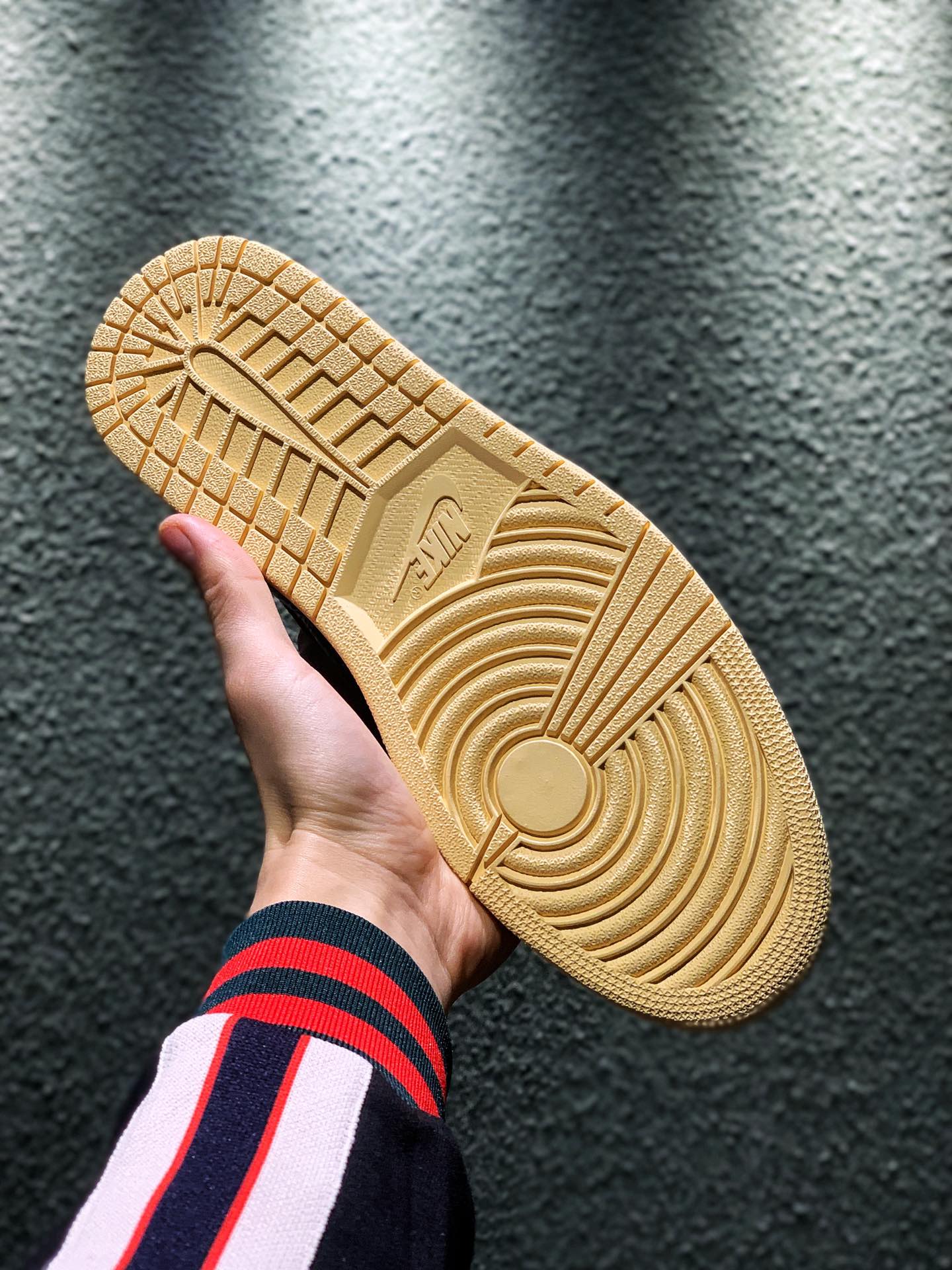 JORDAN 1 RETRO HIGH OG Shattered Backboard 3.0 - NeoLux