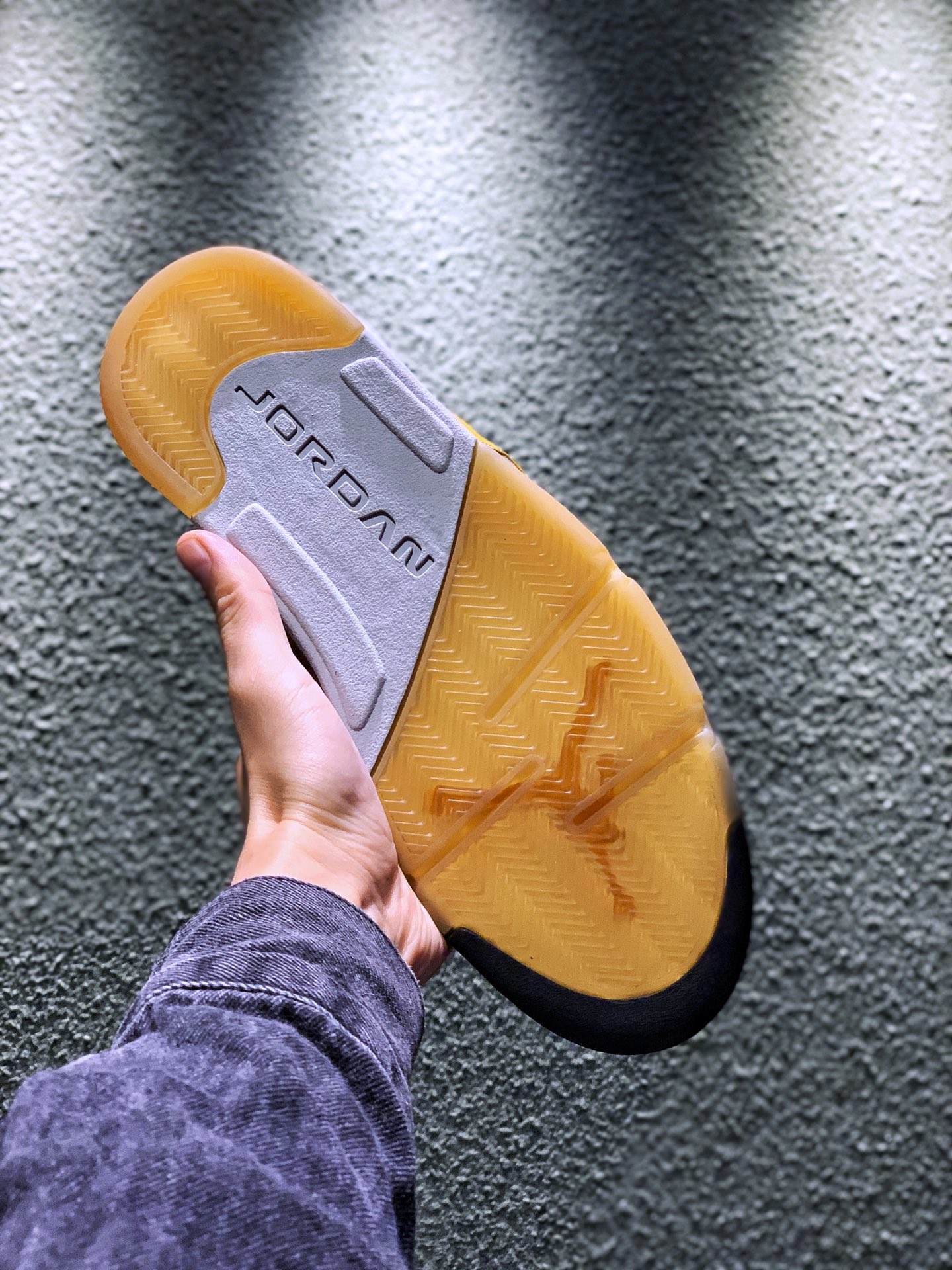 JORDAN 5 RETRO SE Michigan - NeoLux