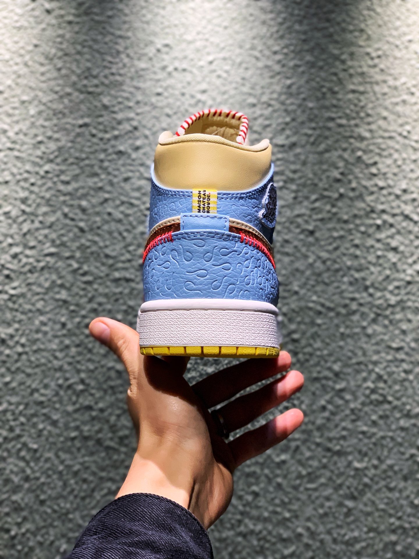 JORDAN 1 MID SE Maison Chateau Rouge Fearless - NeoLux