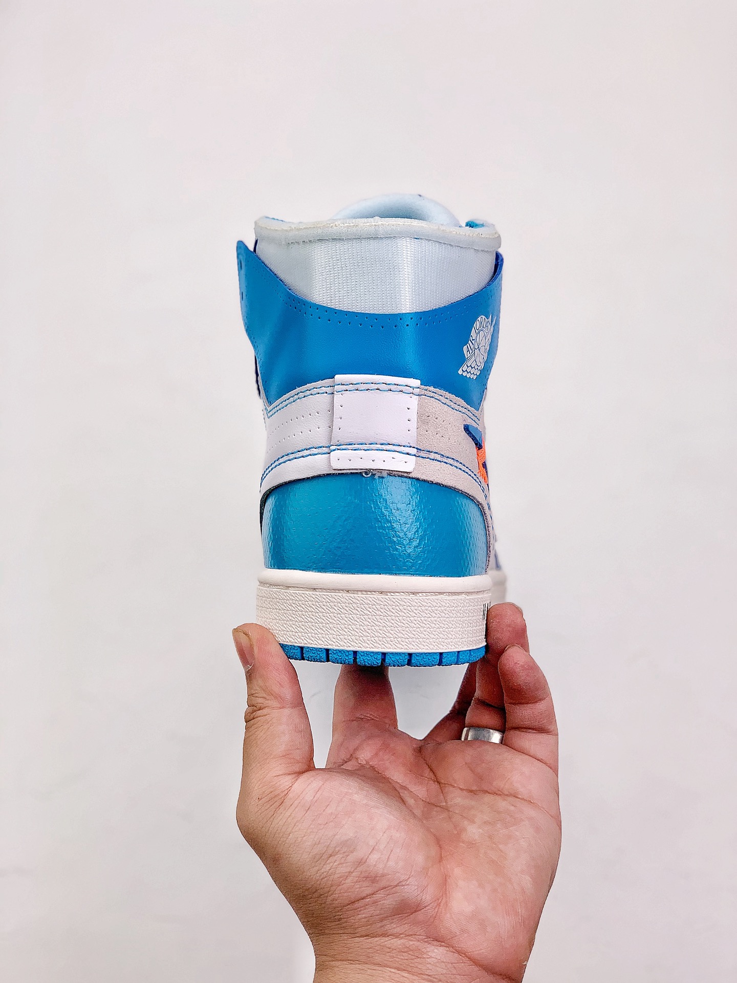 JORDAN 1 RETRO HIGH Off White UNC - NeoLux