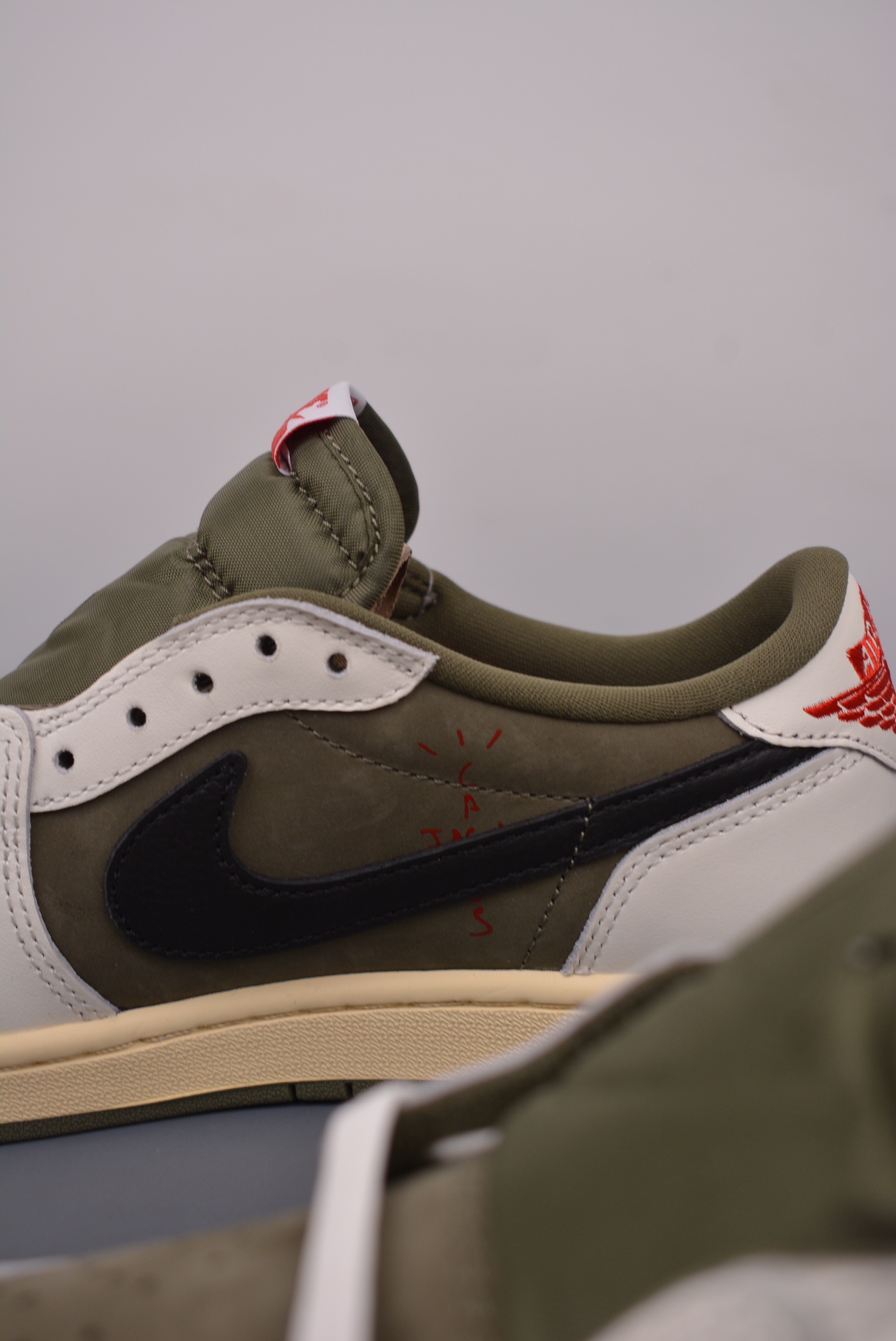 Travis Scott x Air Jordan 1 Low OG - NeoLux