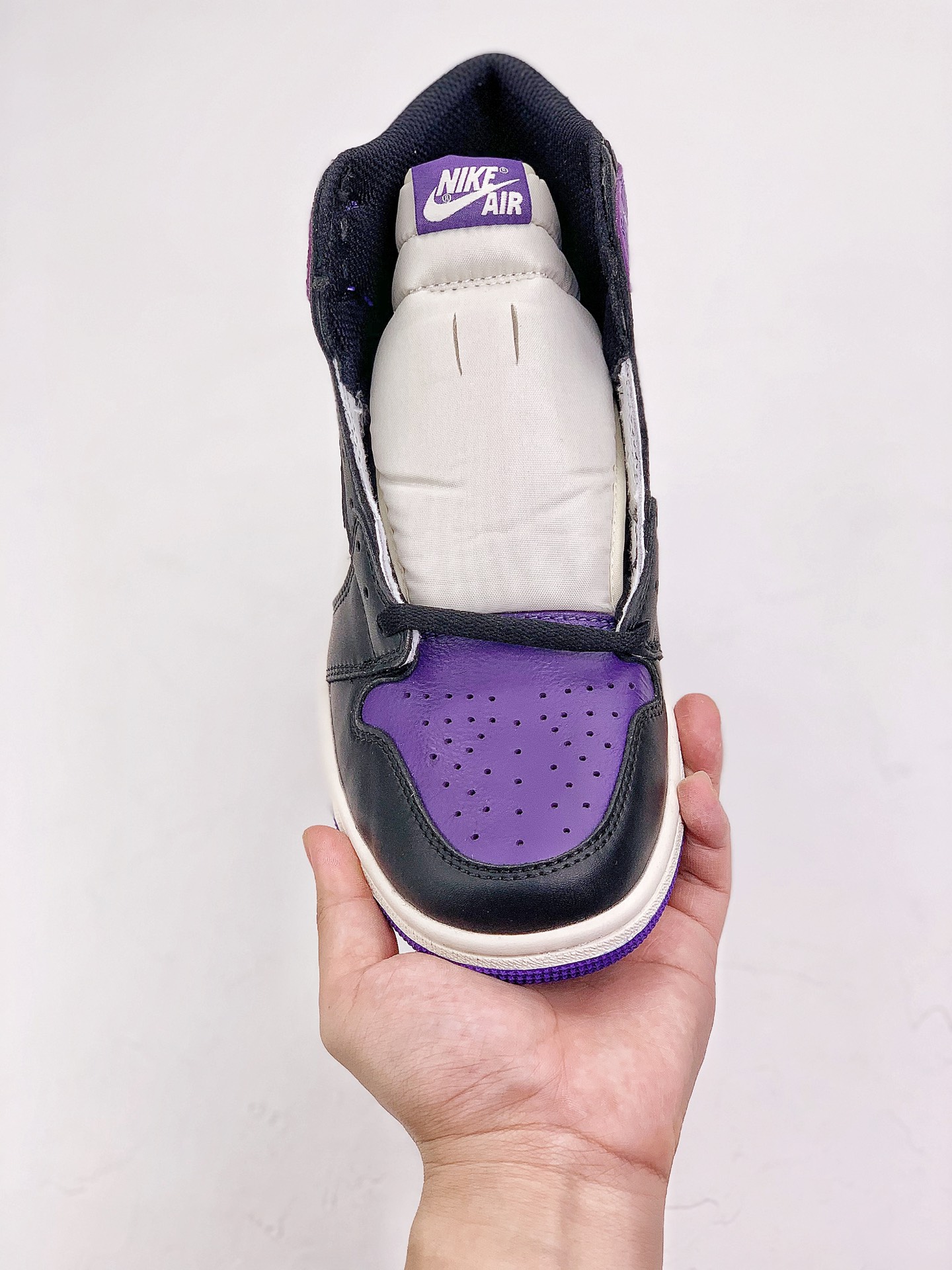 JORDAN 1 RETRO HIGH OG Royal Toe - NeoLux