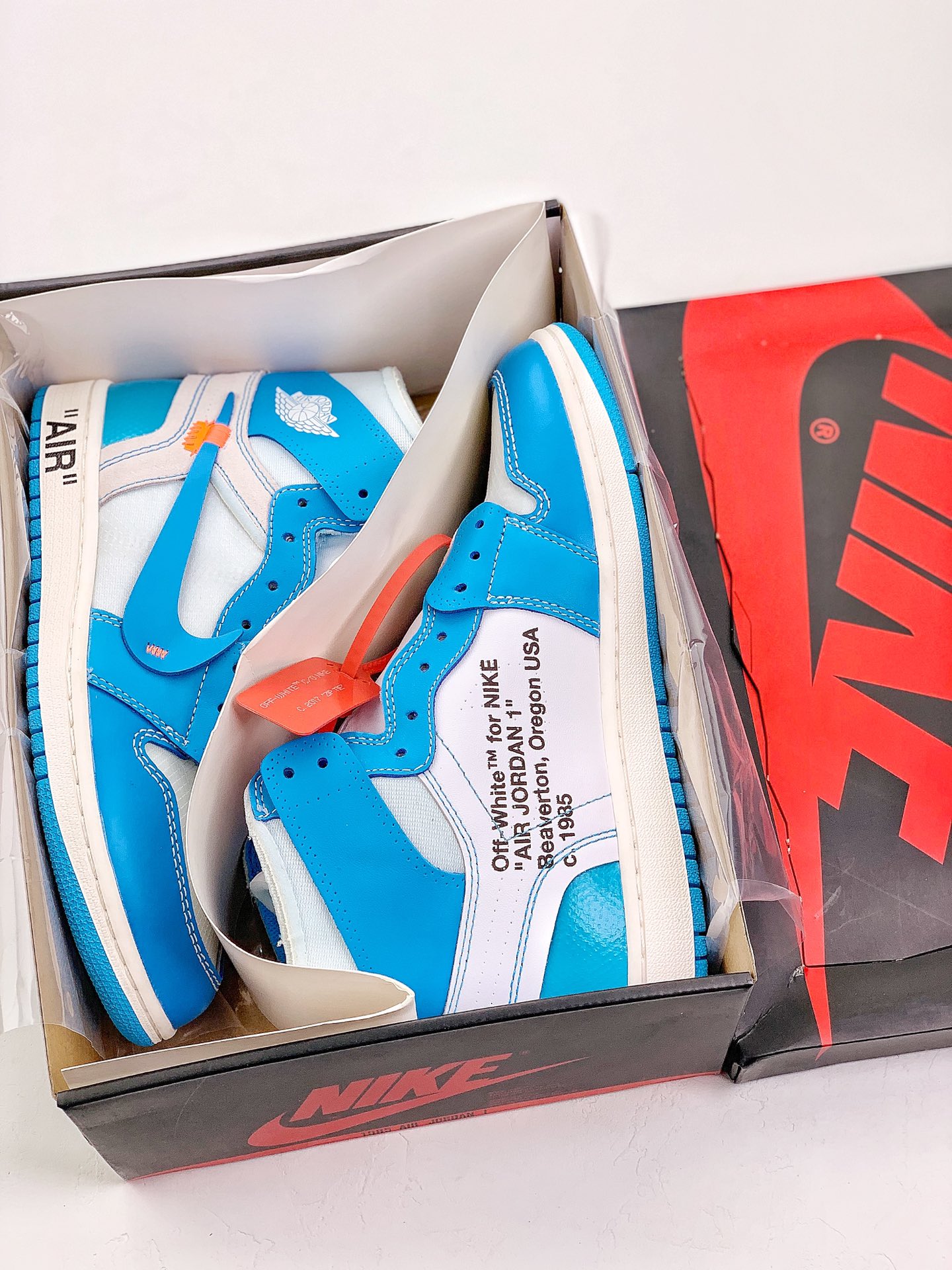 JORDAN 1 RETRO HIGH Off White UNC - NeoLux