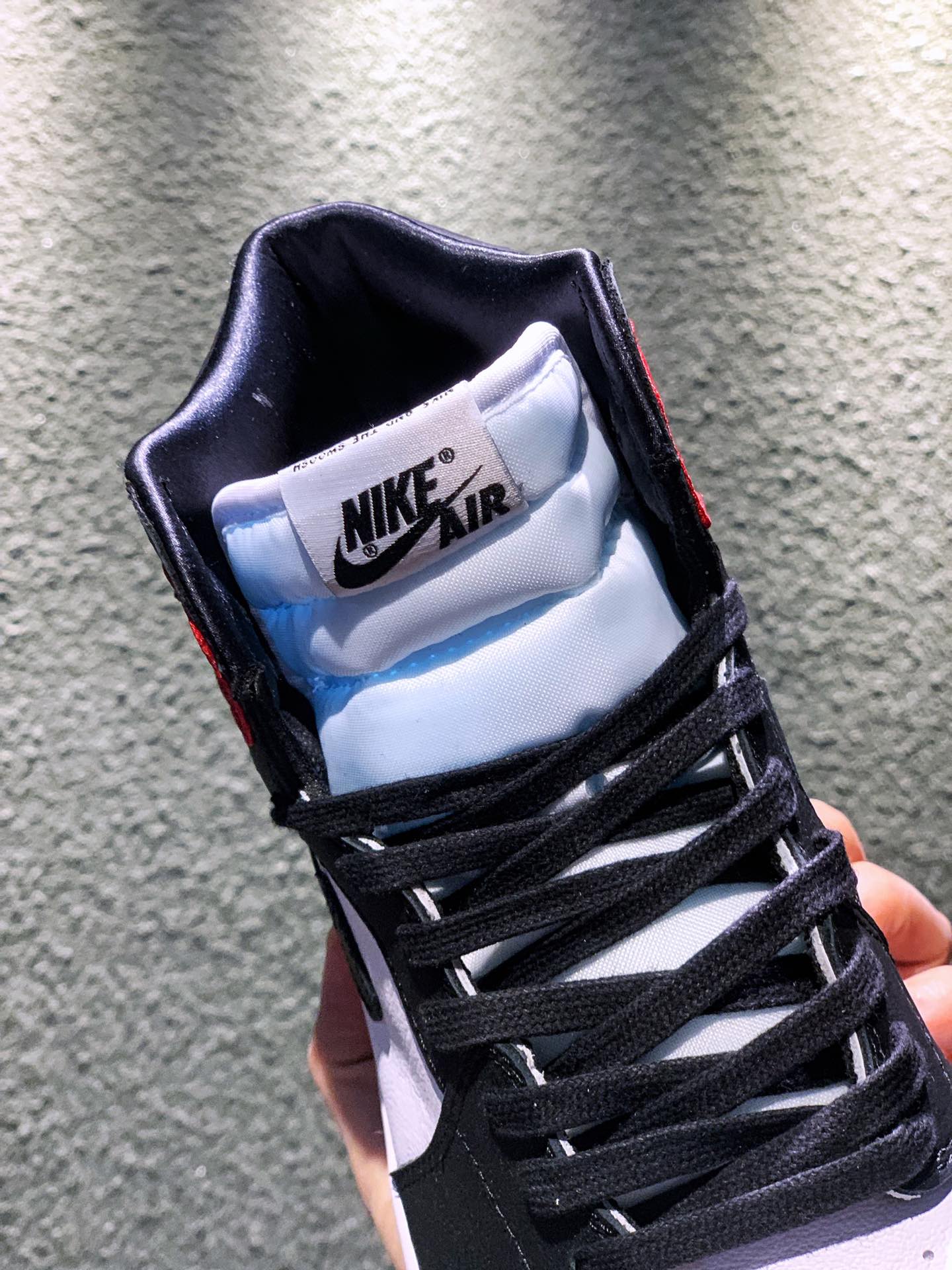 Air Jordan 1 High OG Satin