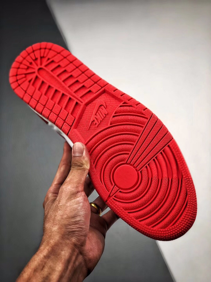 JORDAN 1 RETRO HIGH OG Track Red - NeoLux