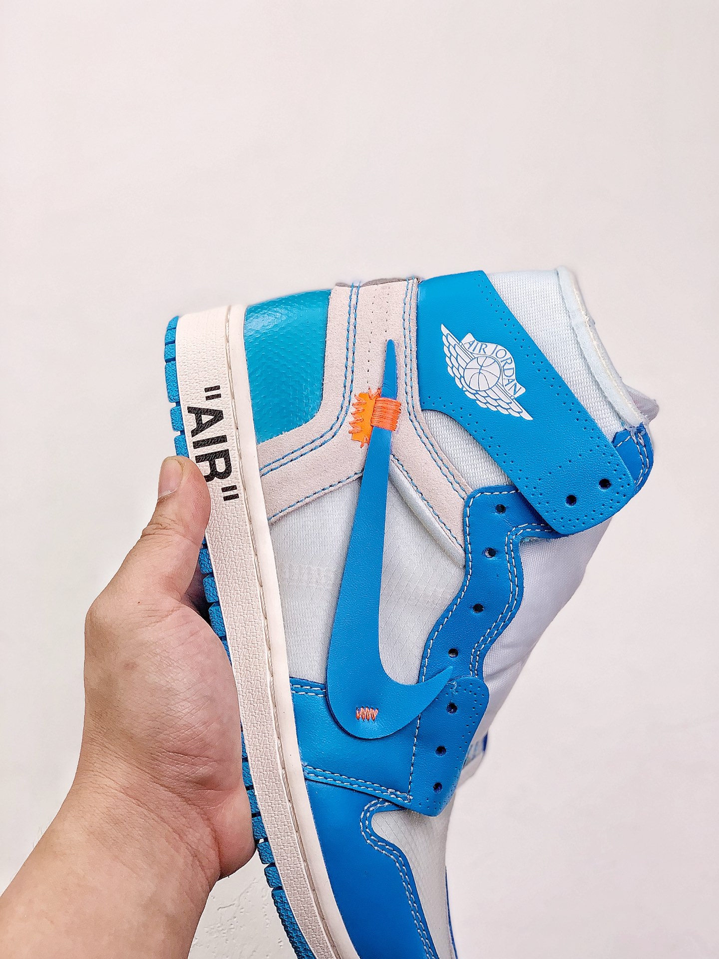 JORDAN 1 RETRO HIGH Off White UNC - NeoLux