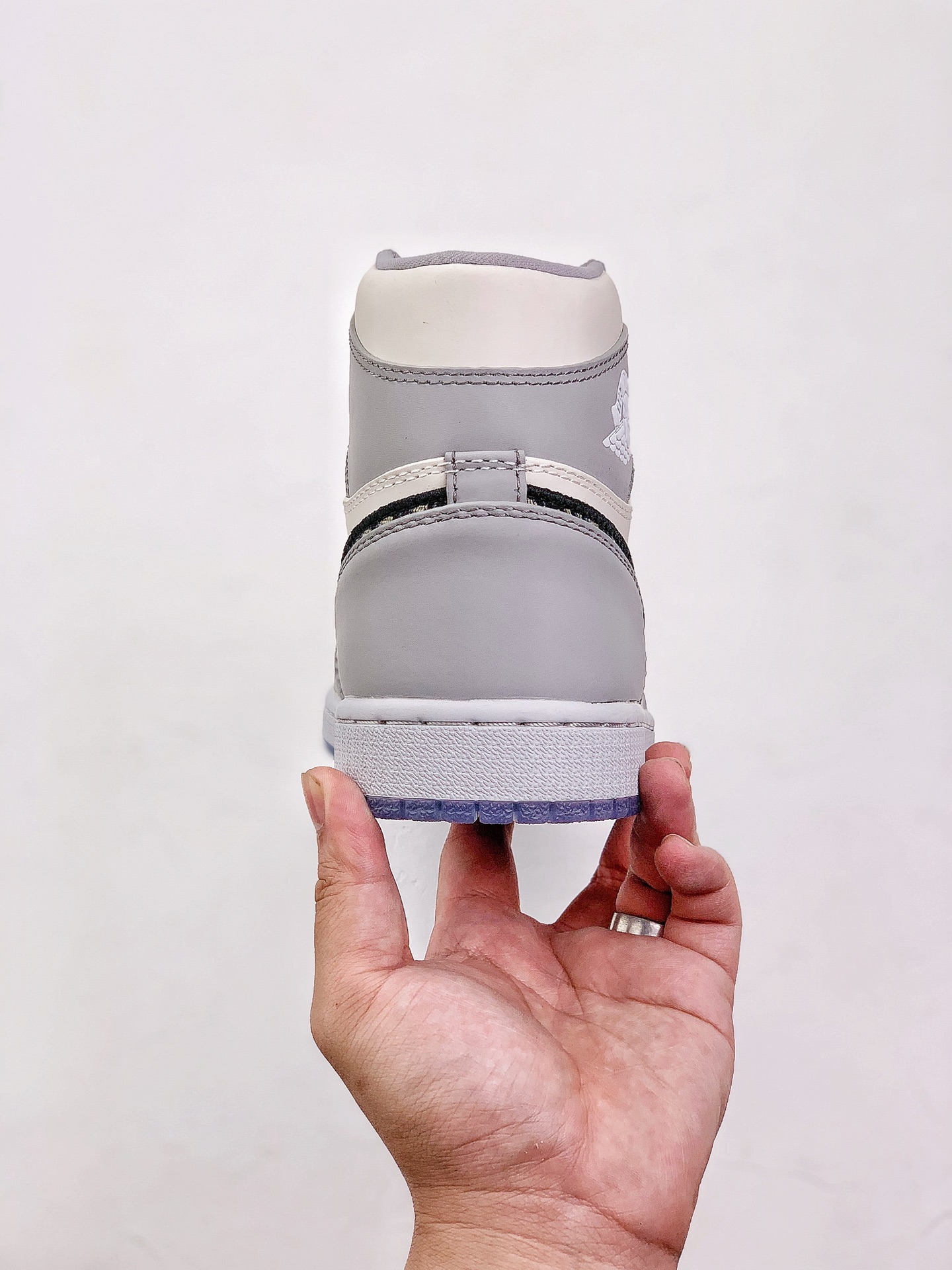 Air Jordan 1 Retro High “Dior” - NeoLux