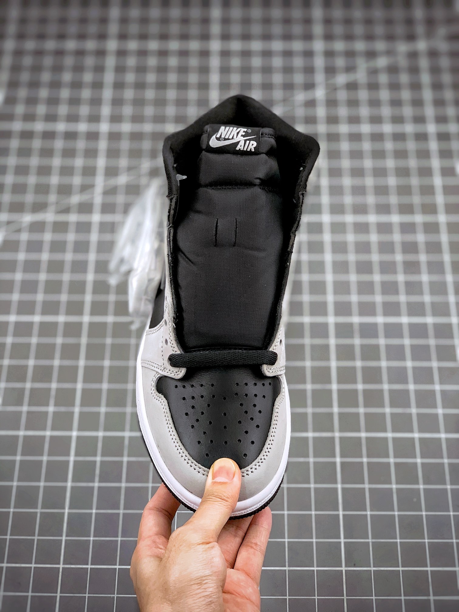 JORDAN 1 HIGH OG Shadow 2.0 - NeoLux