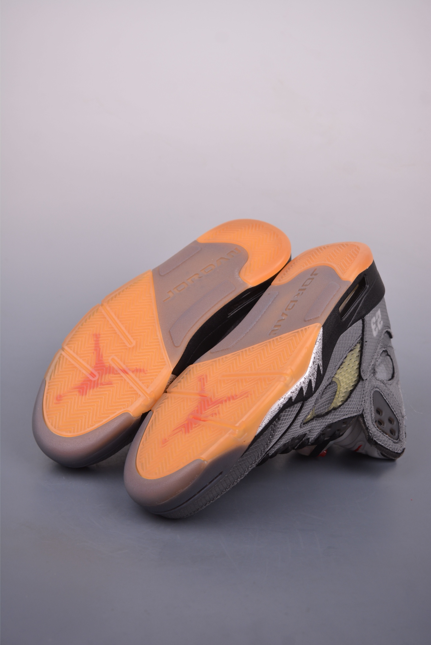 OFF-WHITE x Jordan Air Jordan 5  Retro SP - NeoLux