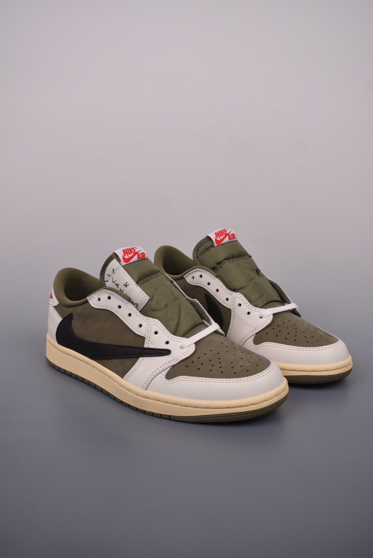 Travis Scott x Air Jordan 1 Low OG - NeoLux