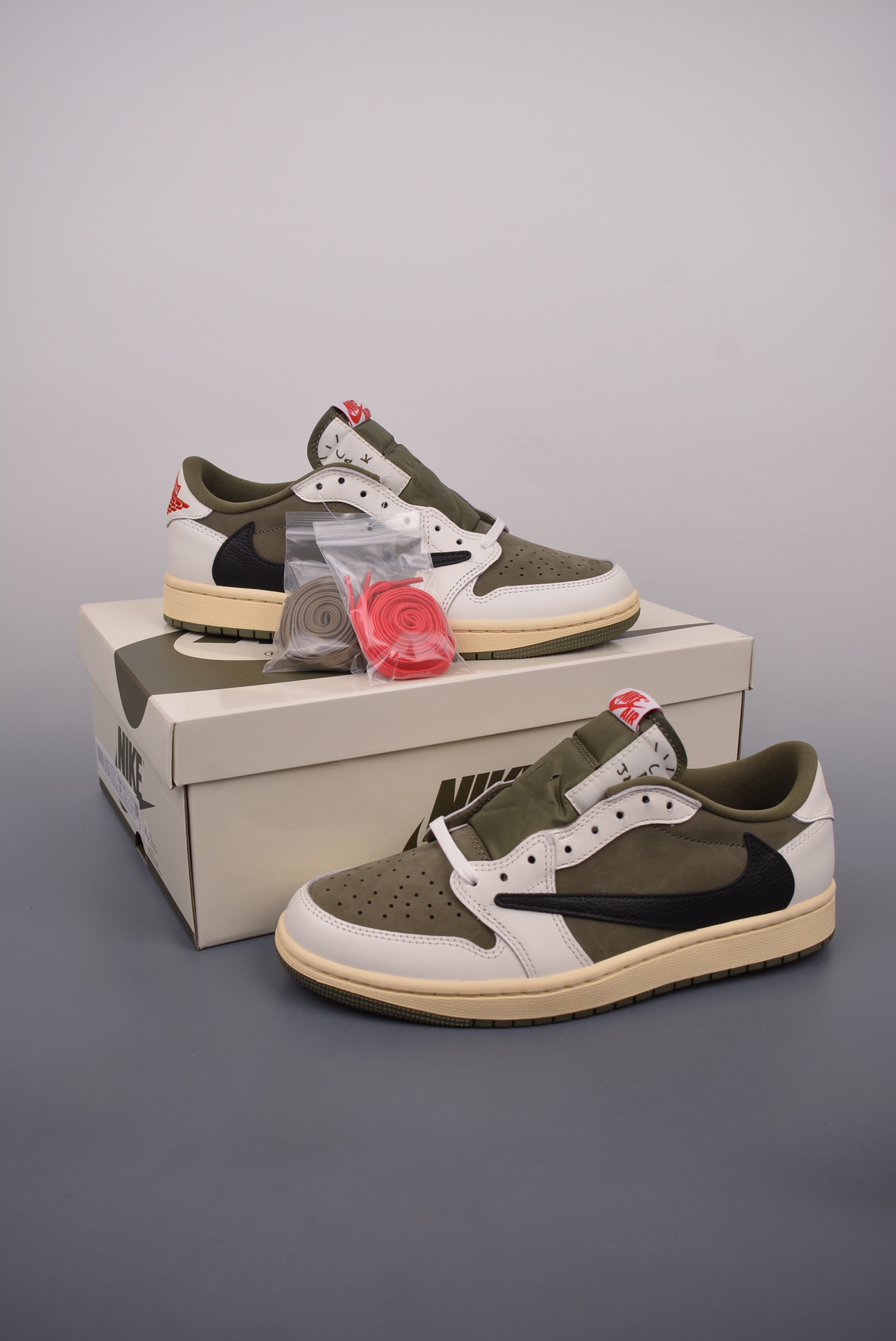 Travis Scott x Air Jordan 1 Low OG - NeoLux