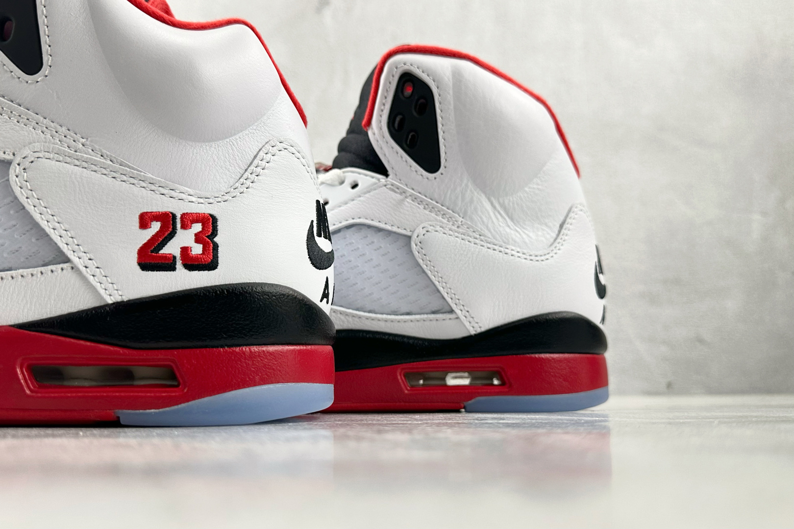 Jordan Air Jordan 5 Retro Fire Red Black - NeoLux