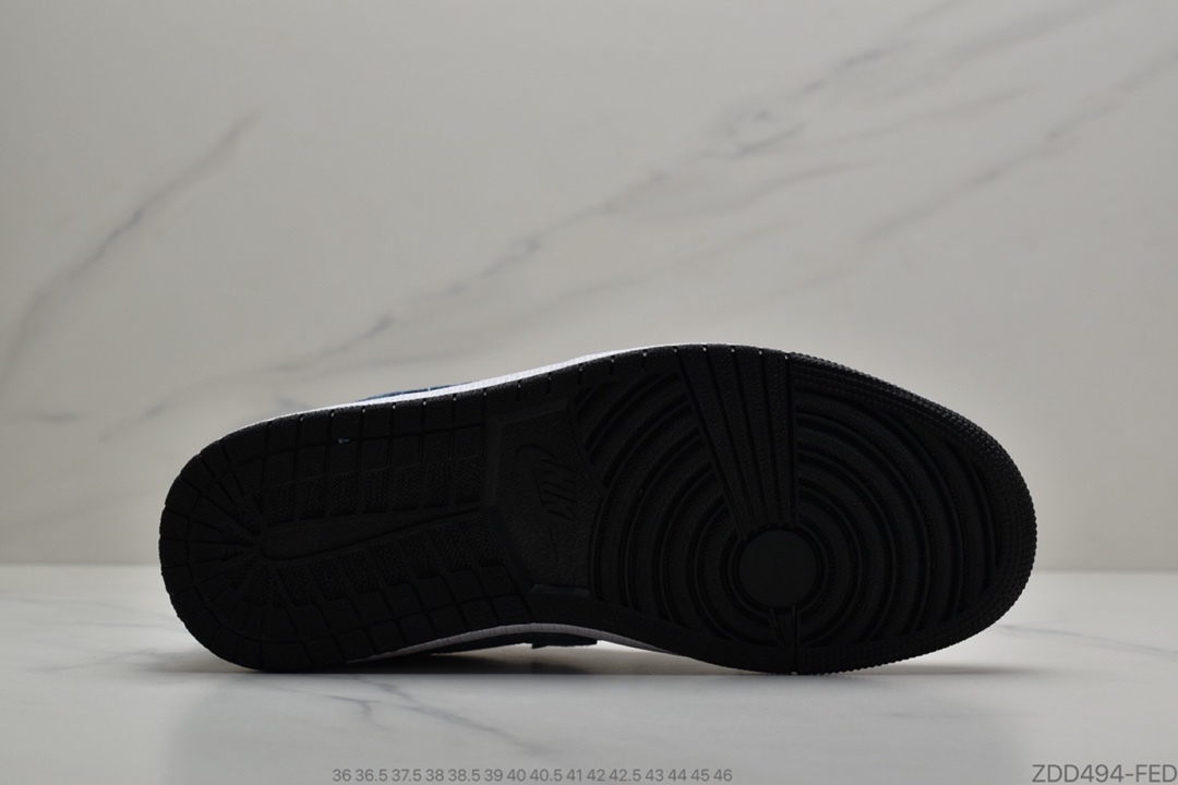 Jordan 1 Retro Low SE Washed Denim - NeoLux